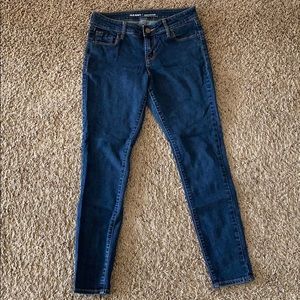 Old Navy Dark Wash skinny jeans